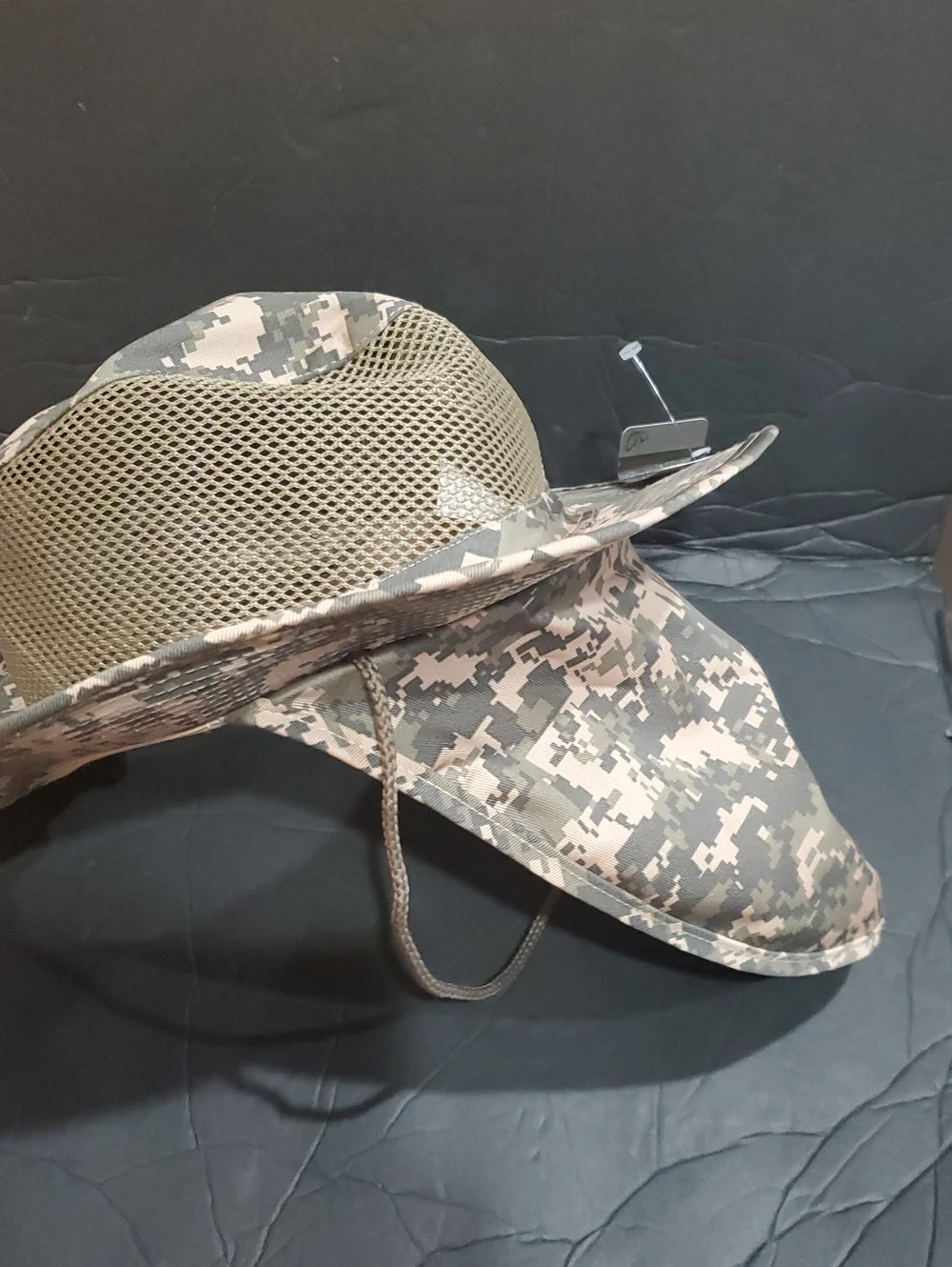 Camo print fishing hat size XL brand new